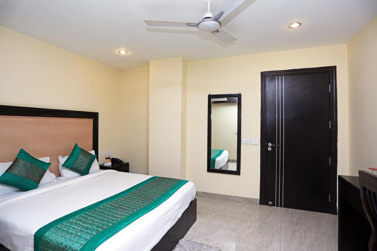 Oyo 714 Hotel De Plaza New Delhi Ngoại thất bức ảnh