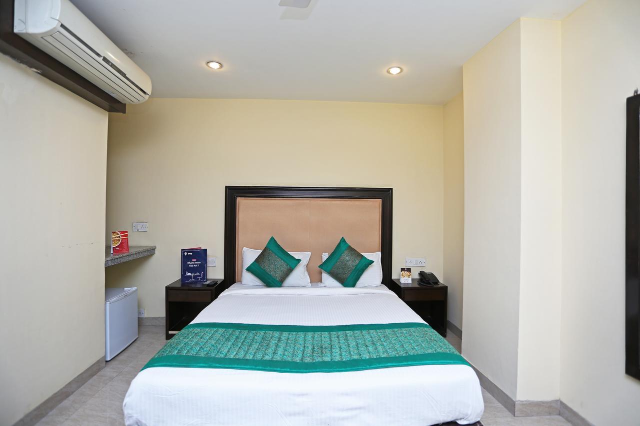 Oyo 714 Hotel De Plaza New Delhi Ngoại thất bức ảnh