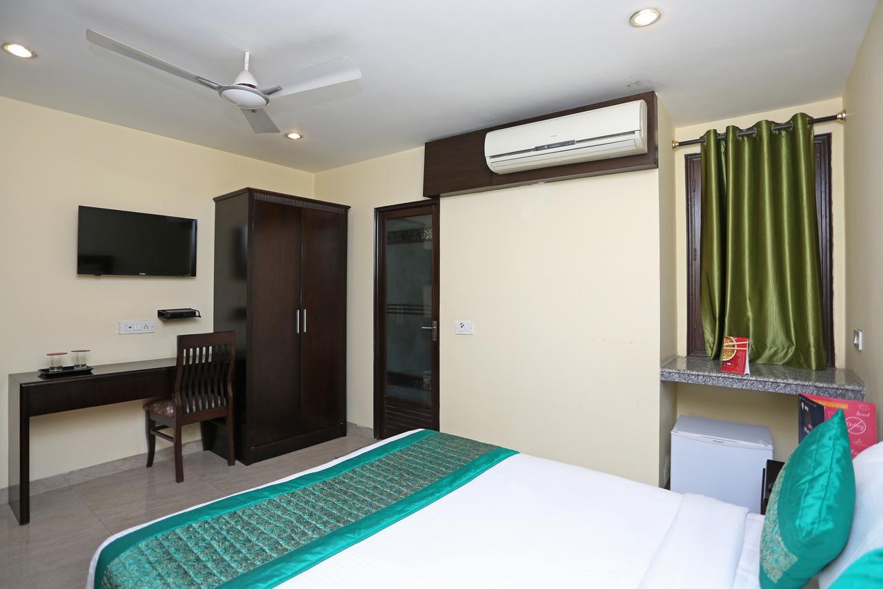 Oyo 714 Hotel De Plaza New Delhi Ngoại thất bức ảnh